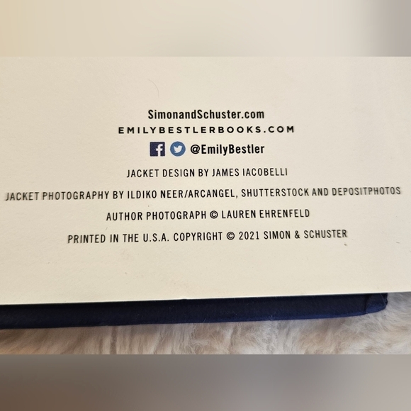 Savage Road Chris Hauty 2021 Home Accent Cofffe table book - Picture 8 of 8